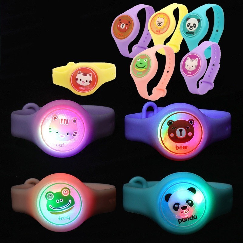 Kids Glowing Toys Party Toys Glowing Headband / Whistle / Gyro Ring / Birthday Gift Toys