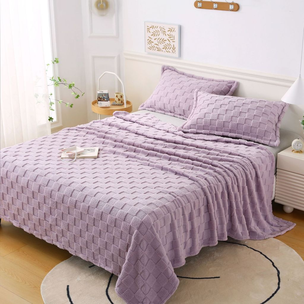 EmmAmy TaffetaBlanket  Office Multi-functional Sofa Blanket Household Air Conditioner Auilt