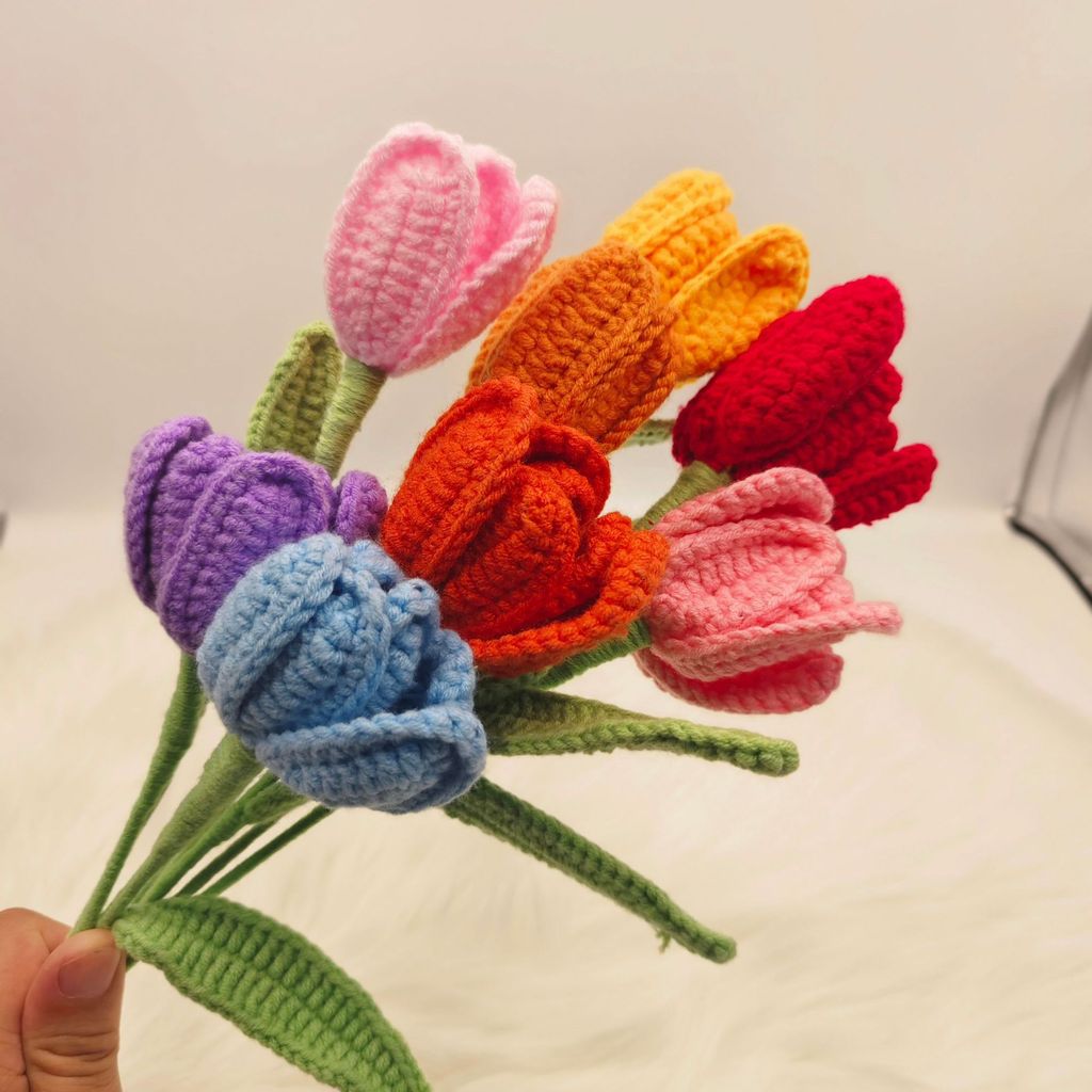 Hand-knitted Crochet Flowers Rose/Sunflower/Tulip/Daisy Crochet Flower Bouquet Gift for Mother Teacher
