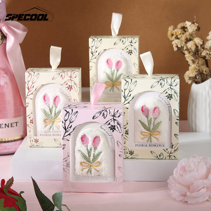 Tulip Embroidered Towel Gift Box Wedding Favor Souvenir Bridesmaid Gifts Opening Event Presents Small Gift